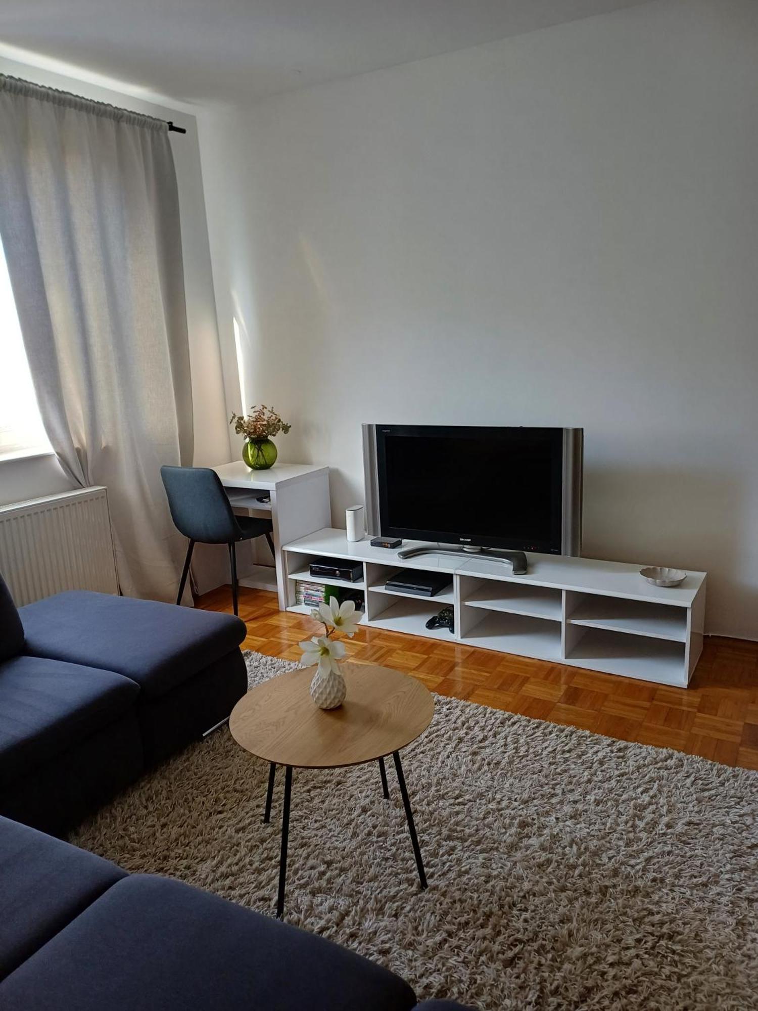 Apartament May *